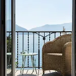 Seven Boutique Hotel